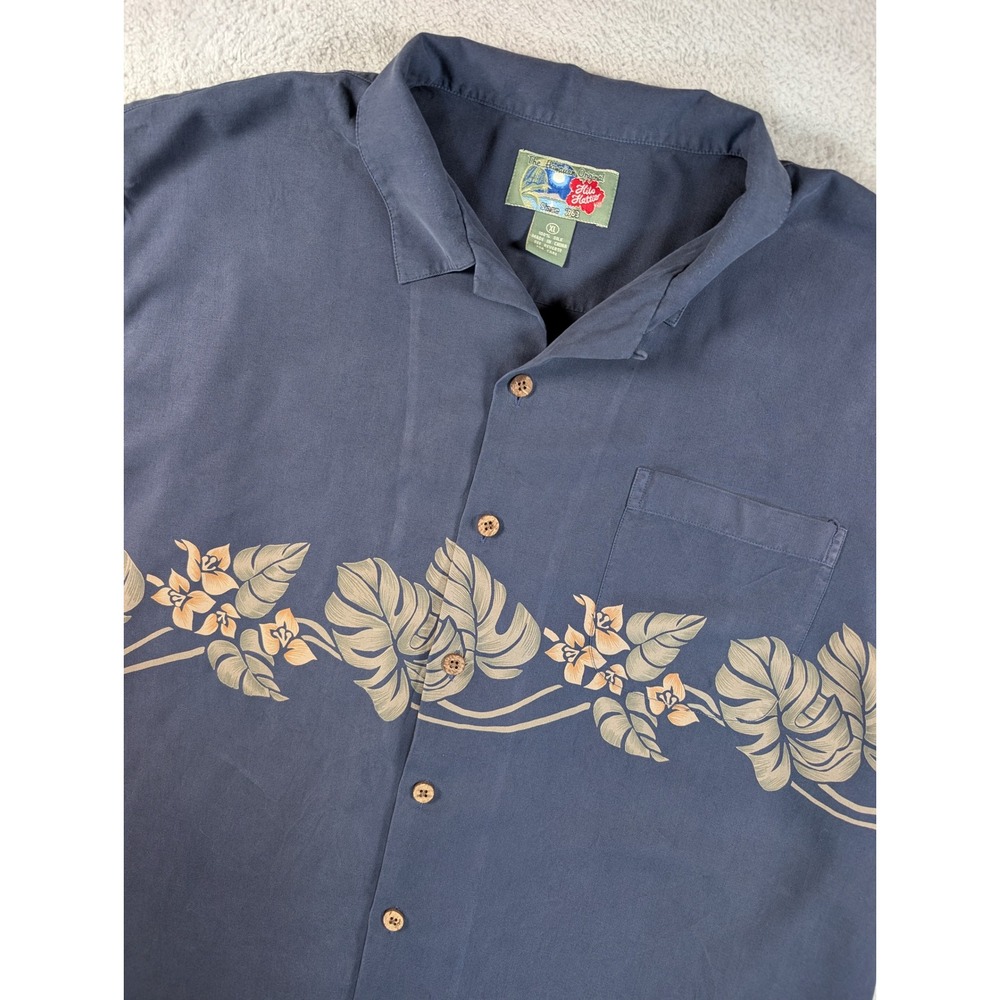 Hilo Hattie Mens XL Navy Blue 100% Silk Floral Monstera Border Print Camp Shirt